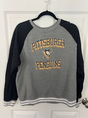NHL Pittsburgh Penguins Grey and Black Pullover Sweatshirt